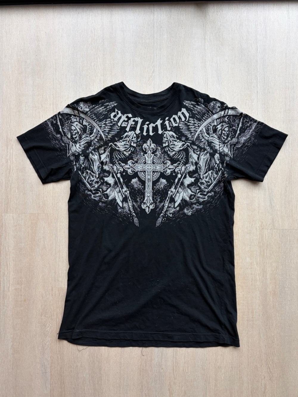Y2K Affliction Shirt medium
